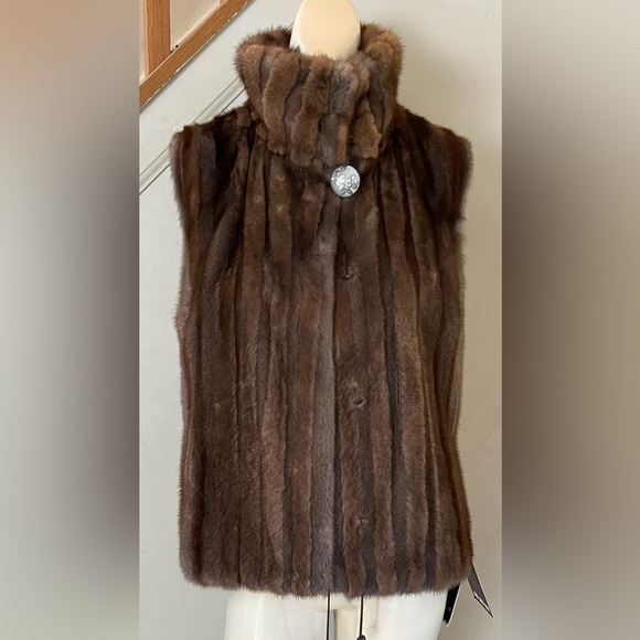 Mink fur vest NWT - Picture 2 of 10